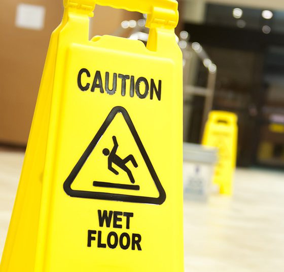 sturzgefahr_35405785_m