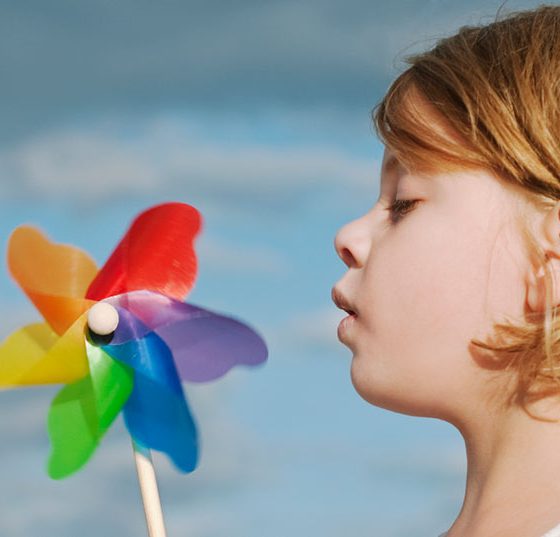 kind_blasen_istock-186819714