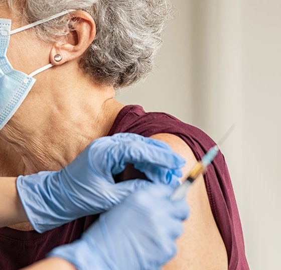 coronaimpfung_istock-1284869084