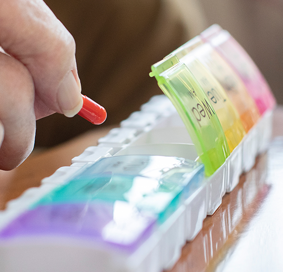 senior_medikamente_istock-1184828863